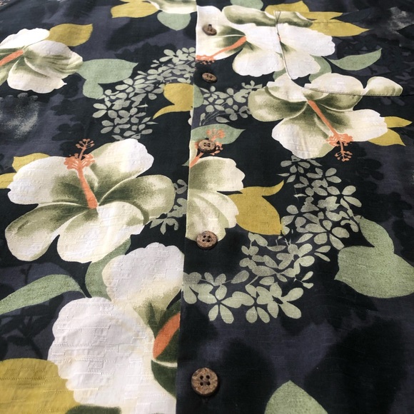 TOMMY BAHAMA Silk Floral Shirt - Picture 6 of 7